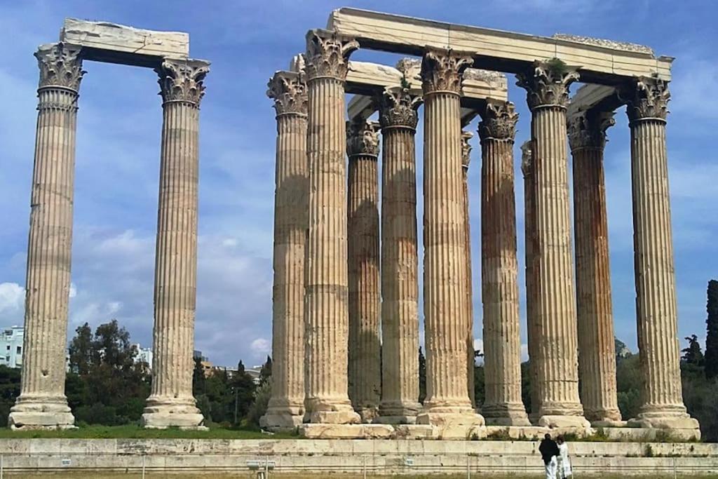 アテネThe Acropolis Metro Station Flatアパートメント エクステリア 写真